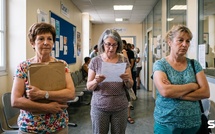Retraite des mères : 55 jours avant le 1er septembre, les deux décrets promis ne sont pas publiés