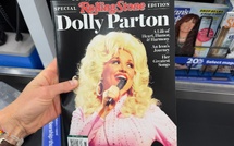 Dolly Parton est morte à 80 ans : la chanson que Whitney Houston a rendue immortelle, elle l'avait écrite pour quitter l'émission qui l'avait lancée